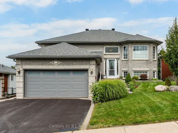 13 Charles St, Penetanguishene, ON L9M 2G6