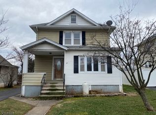 67 Frelinghuysen Ave, Raritan, NJ 08869