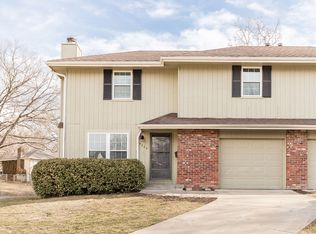 9225 Central St, Kansas City, MO 64114