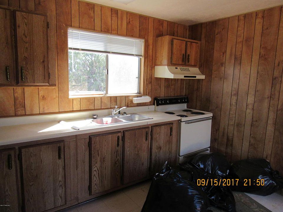 2nd image of 1389 N Murdo Way