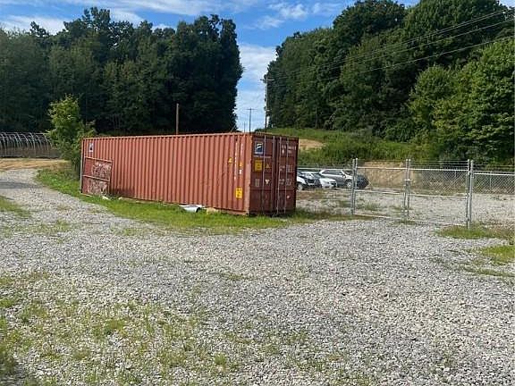 2nd image of 2608 Old Route 422 E