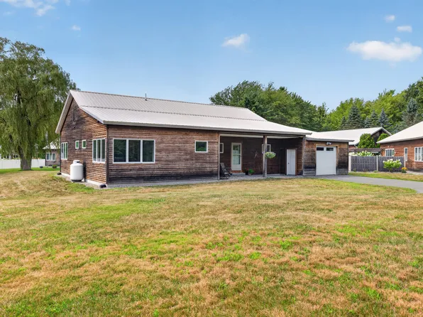 7 Pebble Lane #7, Kennebunk, ME 04043