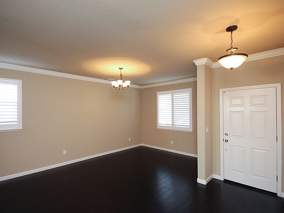 4th image of 125 Vignolia Ct