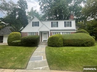 489 Reis Avenue, Teaneck, NJ 07666