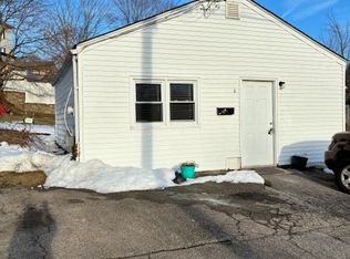 37 Wakefield St APT 6, West Warwick, RI 02893