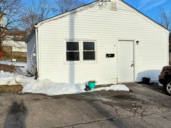 37 Wakefield St APT 6, West Warwick, RI 02893