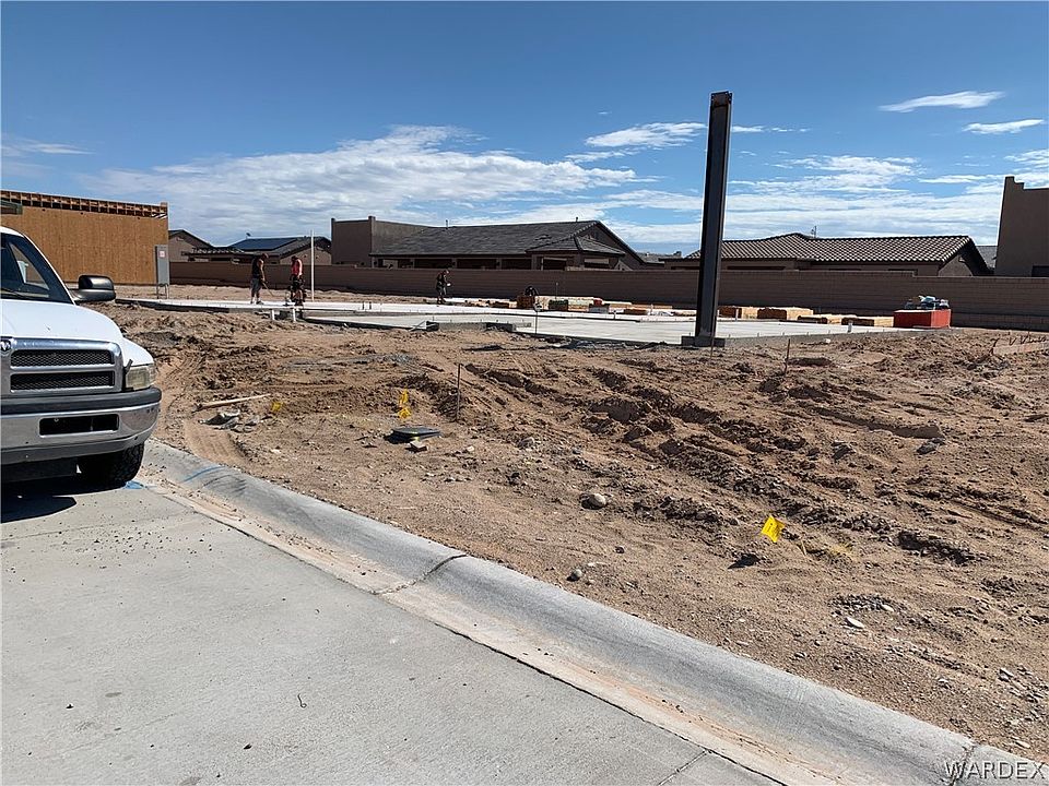 2nd image of 6094 S Recreation Avenue