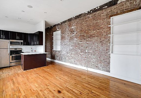 4th image of 321 Lenox Ave #3B