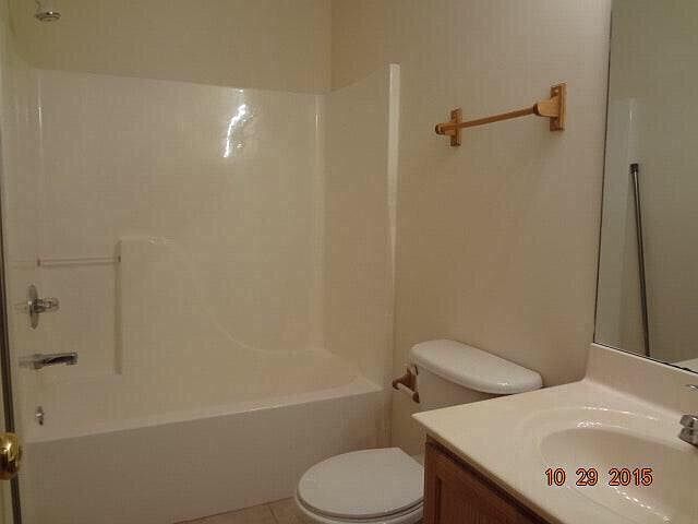 2nd image of 2425 Obryan Blvd APT A