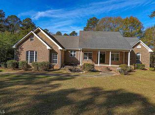 1452 Jackson Lake Rd, Jackson, GA 30233