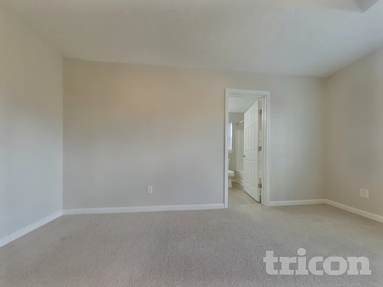 501 Arrowhead Dr — Photo 9