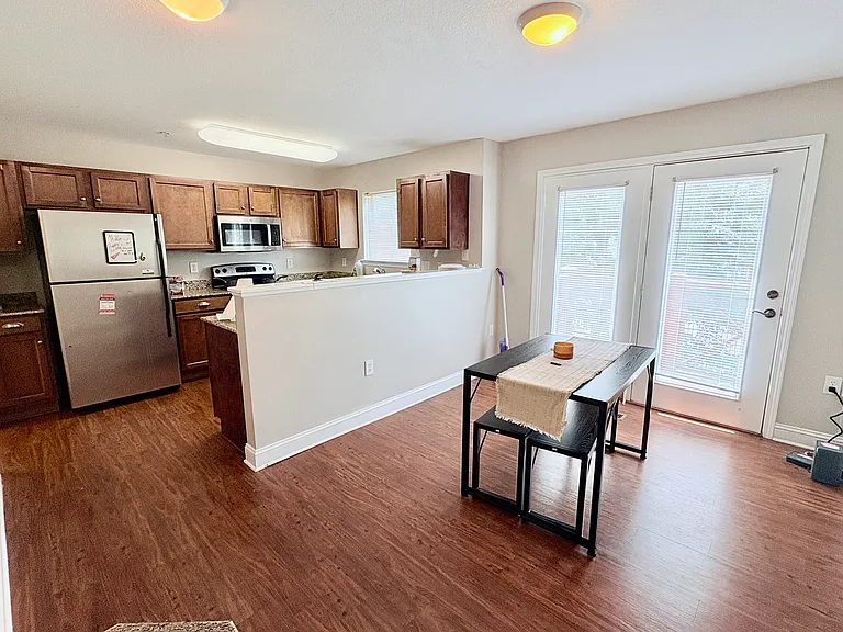 203 Kelly Rd #904 — Photo 12