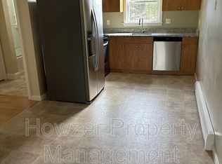 91 Louis St, Hyannis, MA 02601