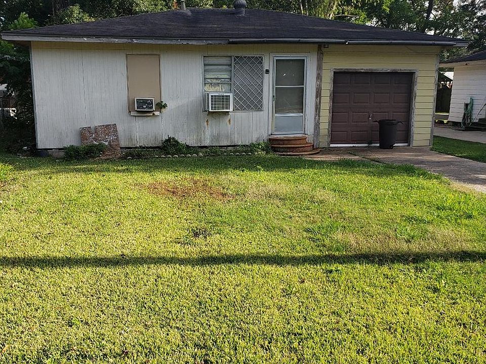 1st image of 2107 Avenue D