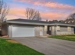 W60N873 Sheboygan Rd, Cedarburg, WI 53012