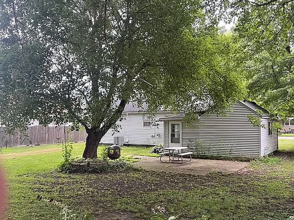 425 Clark St, Verona, IL 60479