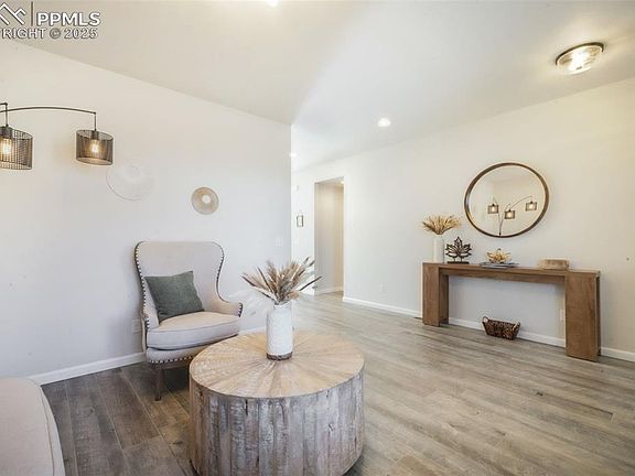 5th image of 3780 Hourglass Ave