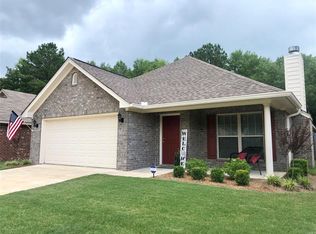44 Vann Ct, Millbrook, AL 36054