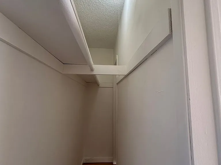 1353 Rolland Curtis Pl — Photo 10