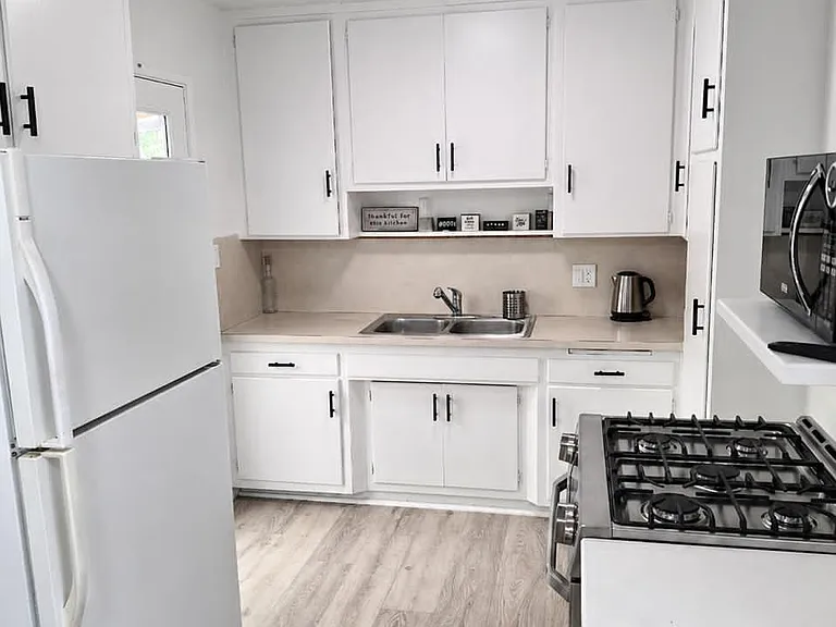 3215 Atlas St — Photo 1