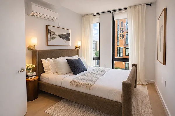 Bedroom, photo 2