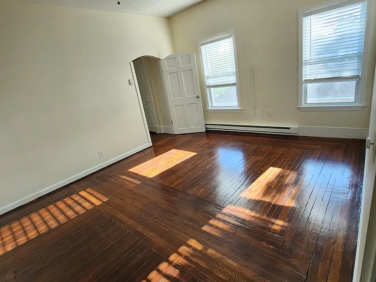 55-57 Fairview Ave #B — Photo 7
