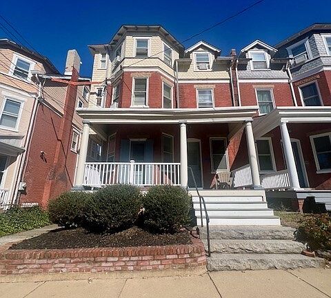 2nd image of 1517 W 14th St