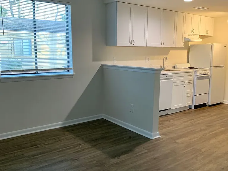 4752 Seahawk Sq #B1 — Photo 2