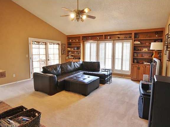 4th image of 6220 Camino Alegre Dr