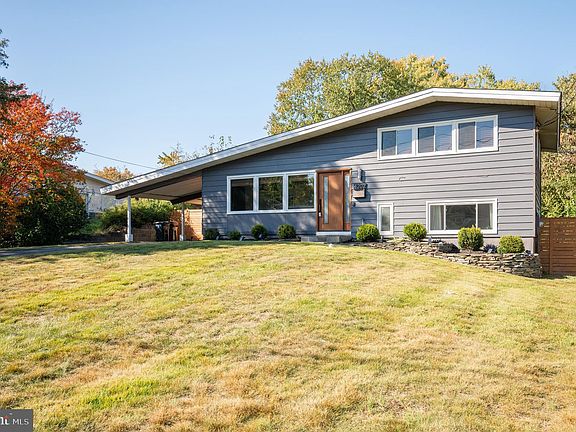 3rd image of 4202 Javins Dr