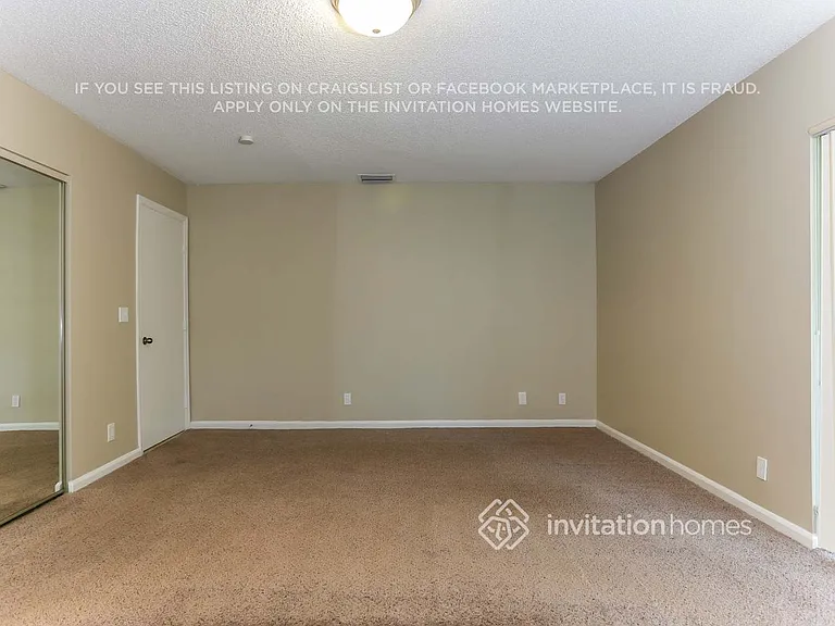 1871 NW 107th Ter — Photo 11