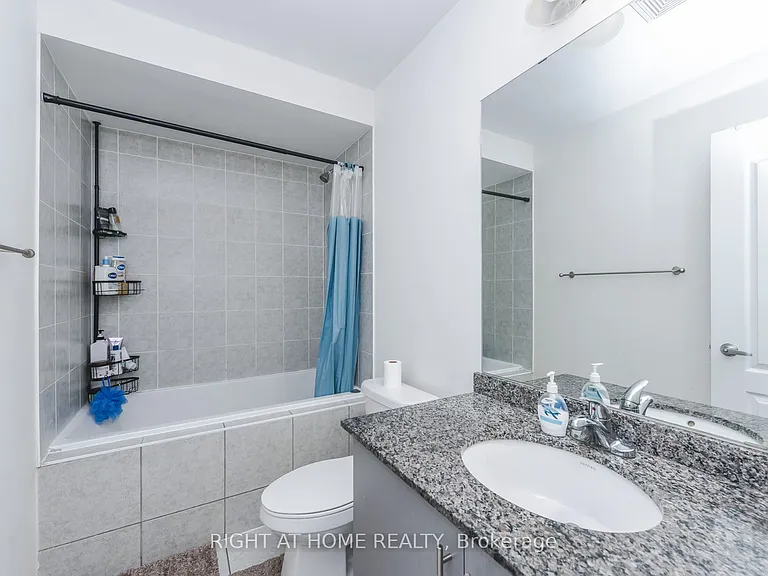 36 Spokanne St — Photo 37