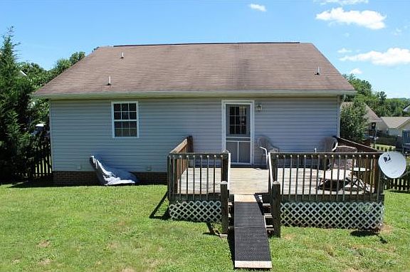 4th image of 1018 Justus Dr