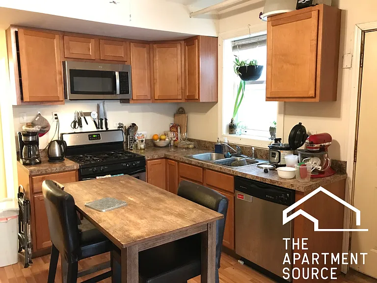 2921 N Allen Ave #G — Photo 1