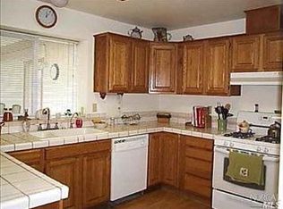 304 Hampshire Ct, Winters, CA 95694