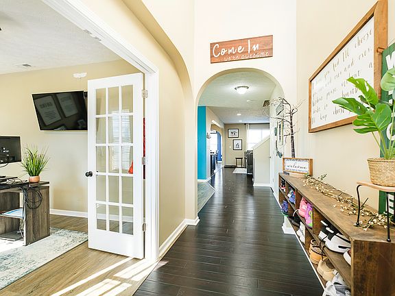 4th image of 2858 Chalbury Dr