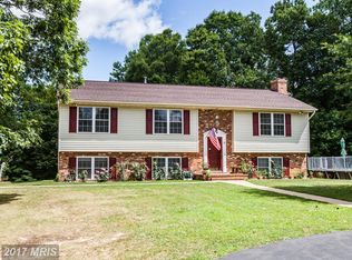 4 River Acres Ln, Fredericksburg, VA 22406