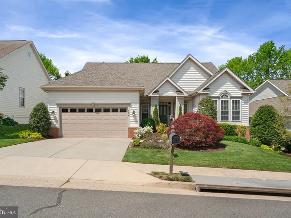 6906 Broadleaf Ter, Gainesville, VA 20155