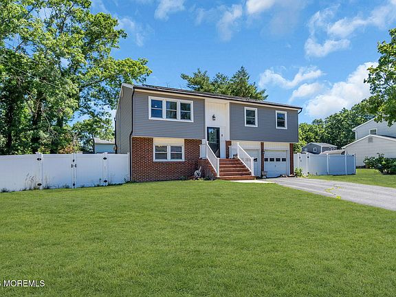 3rd image of 3 Widgeon Drive