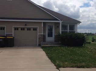 15616 Cedar St, Basehor, KS 66007