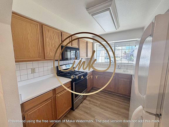 3rd image of 1514 Walker Dr