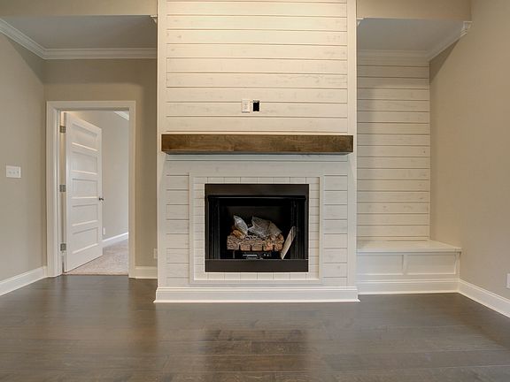 5th image of 159 Summergrove Ln