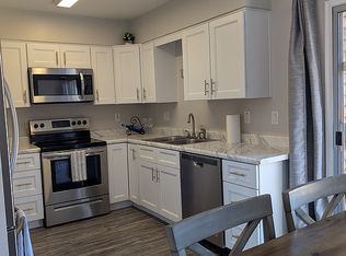 6610 S Lakeshore Dr UNIT C, Tempe, AZ 85283