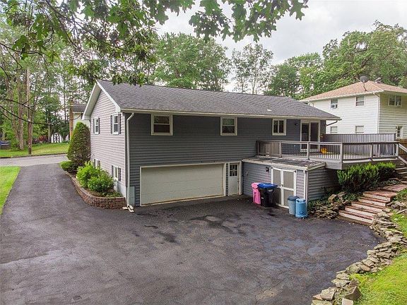 4th image of 236 Ridgefield Rd