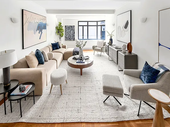 25 West 54th Street 8H image 1 of 14