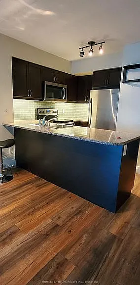 19 Grand Trunk Cres #1109 — Photo 21