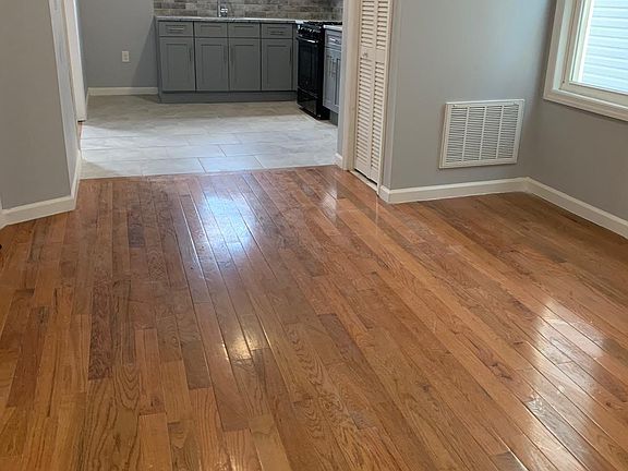 2nd image of 124 Virginia Ave