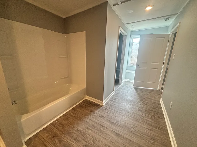 159 Locust Grove Rd #B — Photo 8
