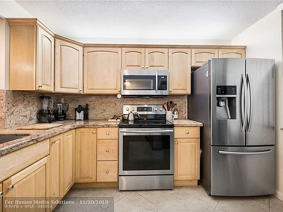 5th image of 8592 W Sunrise Blvd APT 106