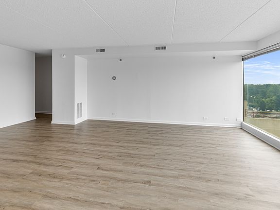 4th image of 1770 1st St APT 602